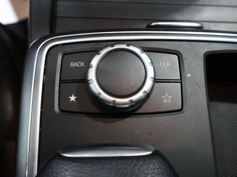 Used 2014 Mercedes-Benz ML 350 4MATIC image 32