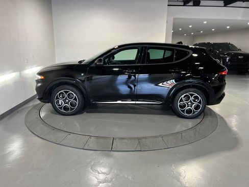 Used 2024 Alfa Romeo Tonale Ti image 10