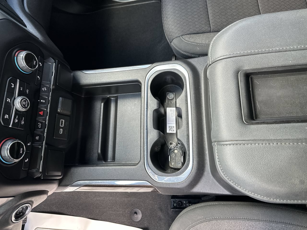 Used 2021 Chevrolet Silverado 1500 LT Trail Boss AWD/4WD image 9