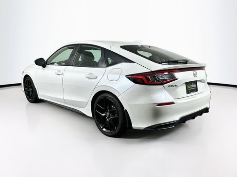 Used 2023 Honda Civic Sport image 5