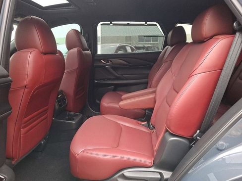 Certified 2023 MAZDA CX-9 Carbon Edition image 10