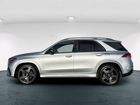 Used 2025 Mercedes-Benz GLE 450e 4MATIC image 4