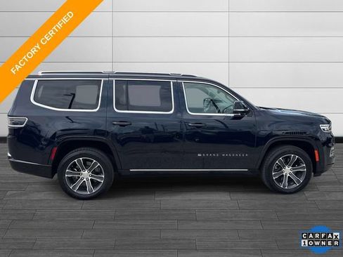 Used 2023 Jeep Grand Wagoneer 4WD image 3