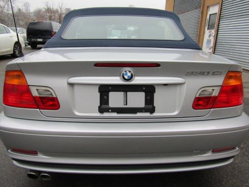 Used 2002 BMW 330Ci Convertible image 11