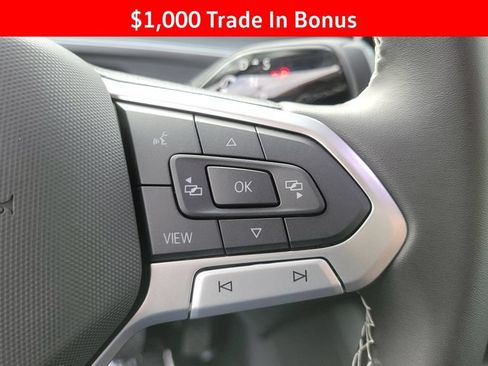 New 2026 Volkswagen Tiguan SE FWD image 20