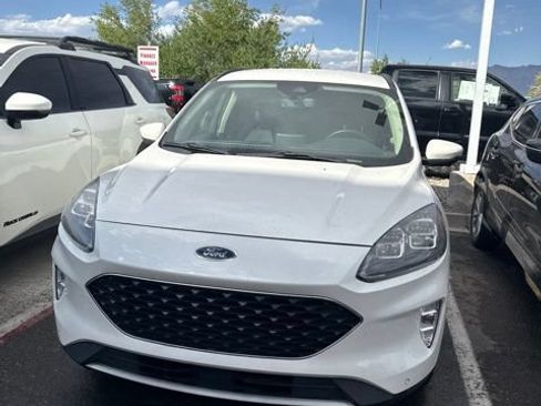 Used 2020 Ford Escape Titanium AWD/4WD image 2