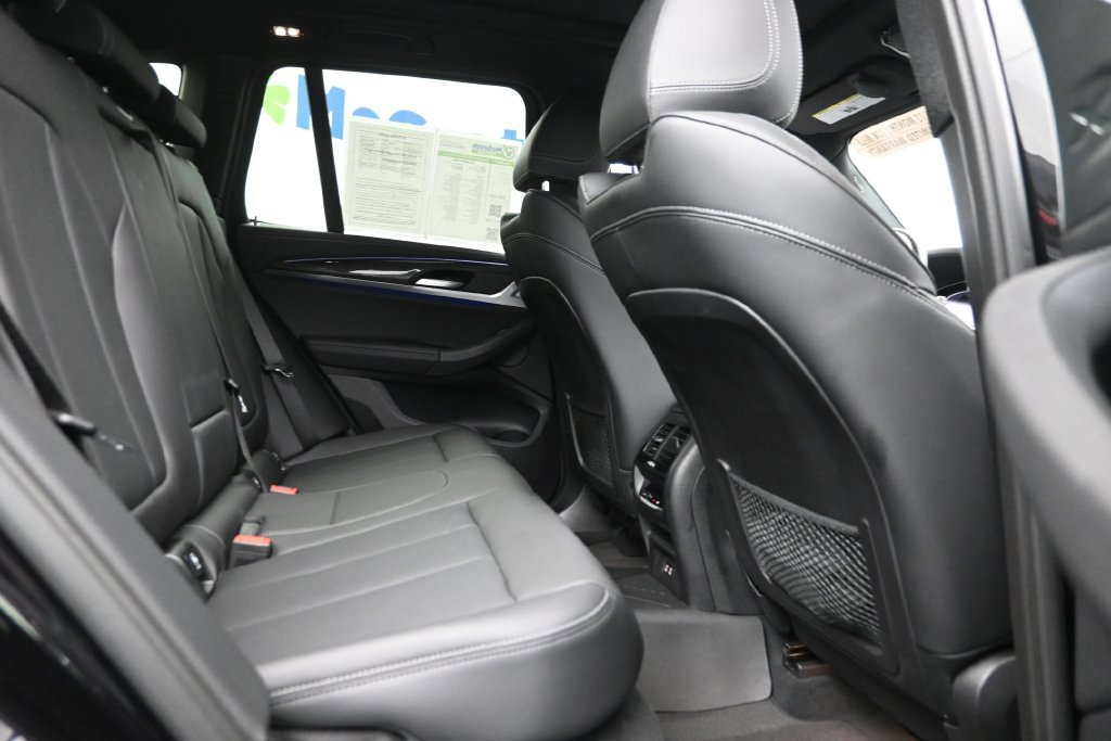 Used 2022 BMW X3 M40i AWD/4WD image 10