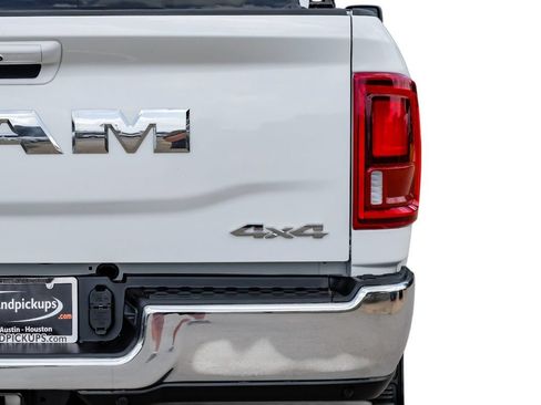 Used 2025 RAM 3500 Laramie AWD/4WD image 53