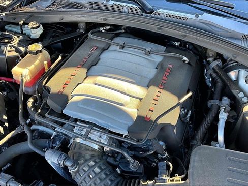 Used 2021 Chevrolet Camaro SS image 30