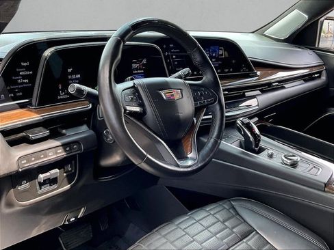 Used 2023 Cadillac Escalade ESV Sport Platinum w/ LPO, ONYX Package AWD/4WD image 14