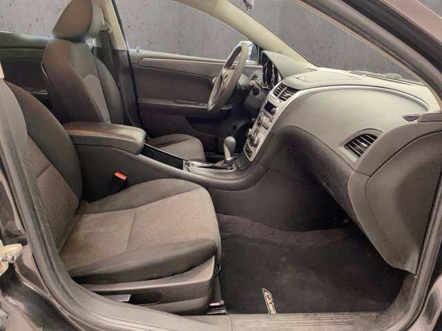 Used 2010 Chevrolet Malibu LT FWD image 18
