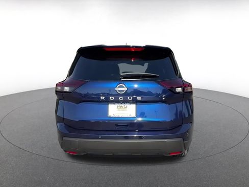 Used 2025 Nissan Rogue SV FWD image 12