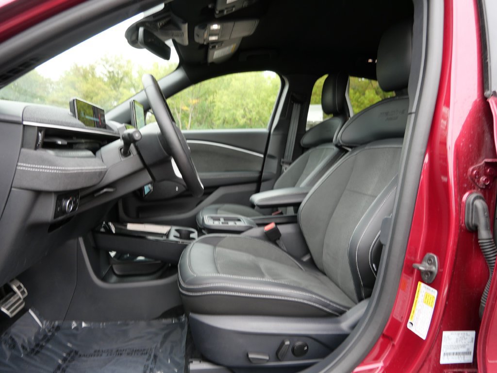 Used 2025 Ford Mustang Mach-E GT AWD/4WD image 10