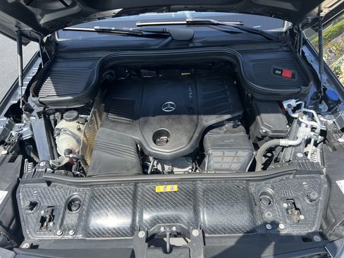 Used 2023 Mercedes-Benz GLS 450 4MATIC image 36