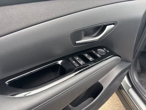 New 2026 Hyundai Tucson Limited AWD/4WD image 18