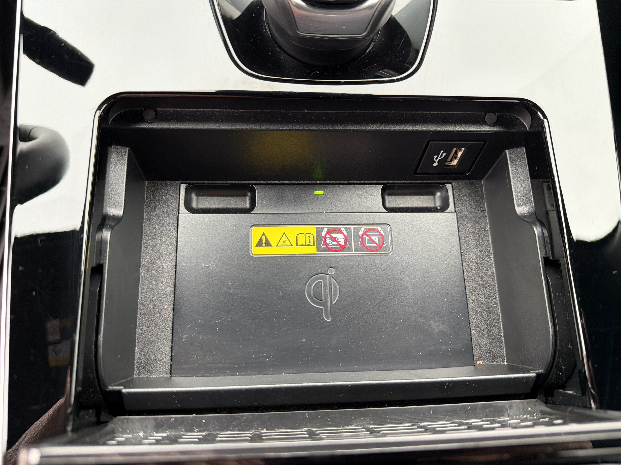 Certified 2025 Toyota bZ4X FWD image 18