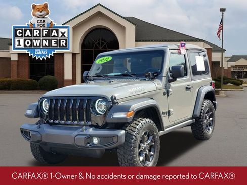 Used 2022 Jeep Wrangler Sport image 2