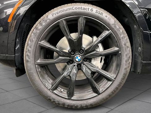 Used 2025 BMW X7 xDrive40i w/ M Sport Package image 10