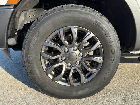 Used 2019 Ford Ranger XLT w/ Equipment Group 302A Luxury AWD/4WD image 11
