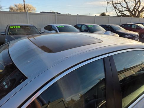 Used 2012 BMW 535i xDrive Sedan image 7