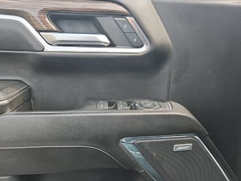 Used 2023 Chevrolet Silverado 1500 LT Trail Boss w/ LT Trail Boss Premium Package AWD/4WD image 14