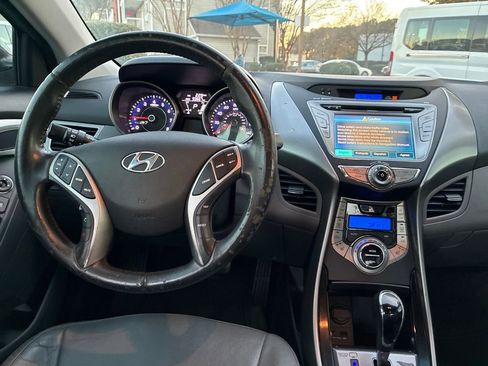 Used 2013 Hyundai Elantra Limited w/ Technology Pkg image 14