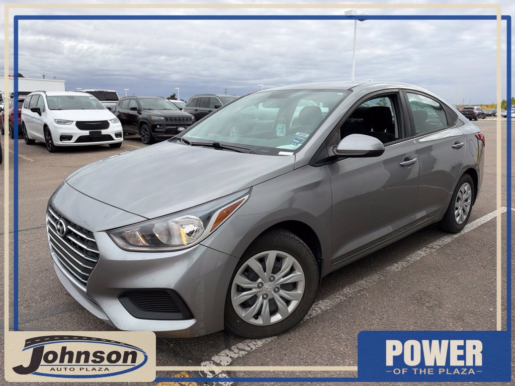 Used 2022 Hyundai Accent SE FWD image 1