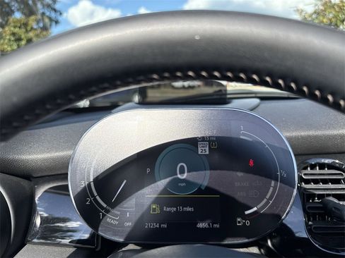 Used 2023 MINI Cooper S image 17