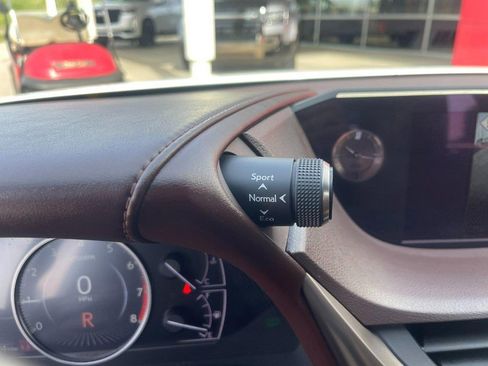 Used 2019 Lexus ES 350 w/ Premium Package image 39