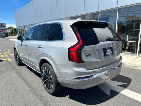Used 2025 Volvo XC90 B5 Plus AWD/4WD image 3