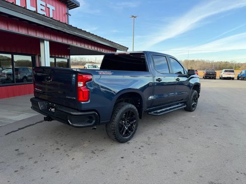 Used 2022 Chevrolet Silverado 1500 Custom Trail Boss AWD/4WD image 4