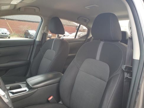 Certified 2021 Nissan Sentra SV image 28