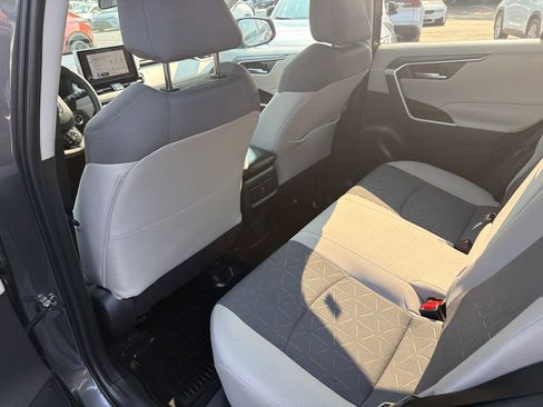 Used 2025 Toyota RAV4 XLE w/ Convenience Package AWD/4WD image 17