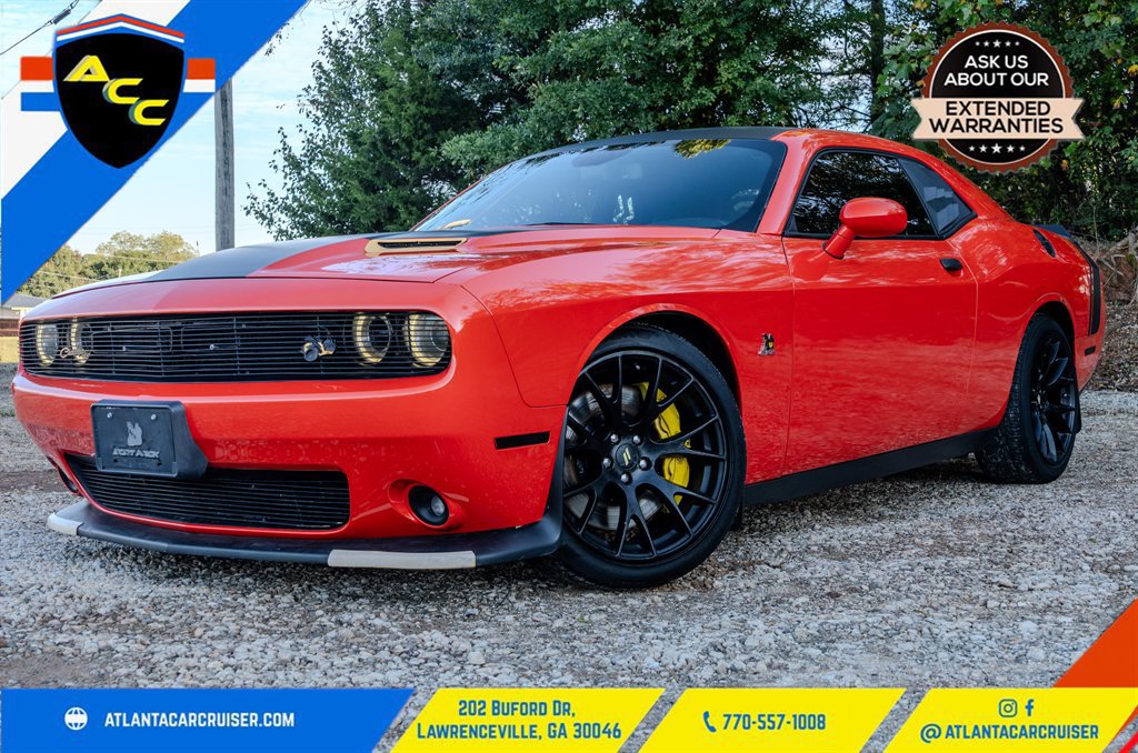 Used 2017 Dodge Challenger R/T Scat Pack w/ Dynamics Package RWD image 1