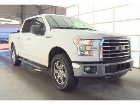Used 2017 Ford F150 XLT w/ Equipment Group 302A Luxury AWD/4WD image 3