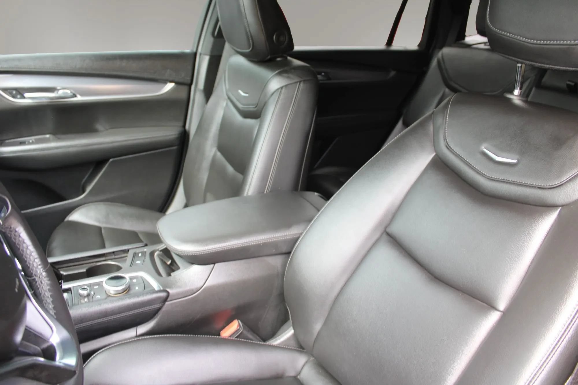 Used 2021 Cadillac XT6 Luxury AWD/4WD image 15