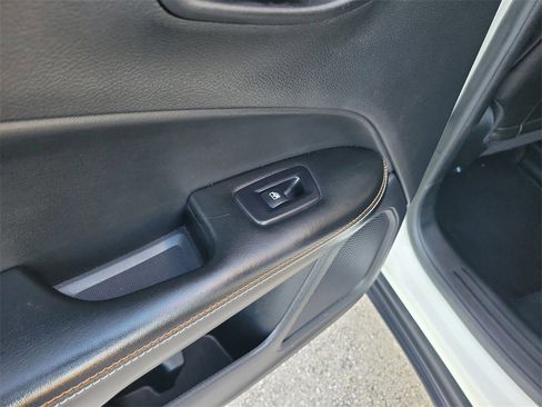 Used 2020 Jeep Compass Latitude image 12