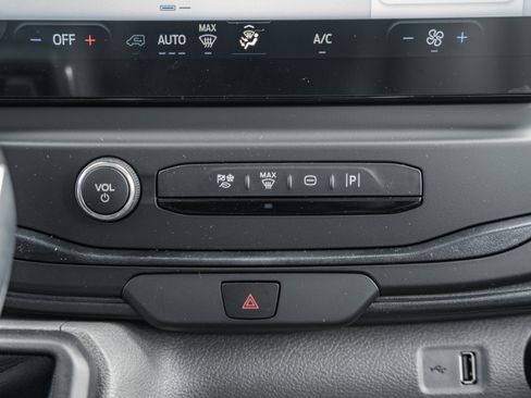 New 2026 Ford Transit 250 148 Medium Roof image 25