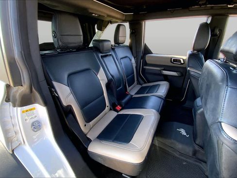 Used 2023 Ford Bronco Wildtrak AWD/4WD image 20