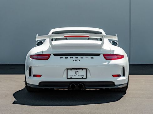 Used 2014 Porsche 911 GT3 RWD image 3