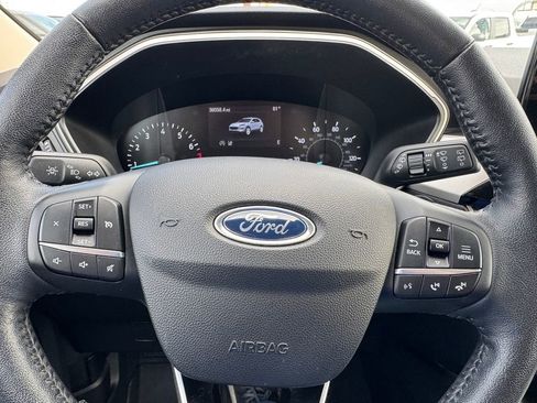 Used 2020 Ford Escape SEL image 23