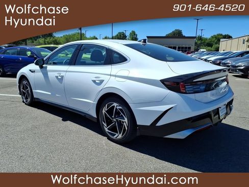 Used 2026 Hyundai Sonata SEL FWD image 3