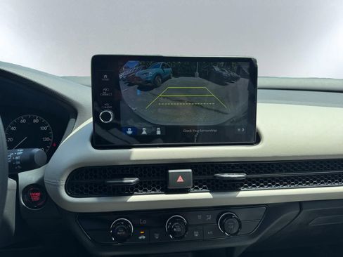 New 2027 Honda HR-V LX image 14