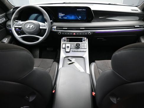 Used 2025 Hyundai Palisade Calligraphy image 14