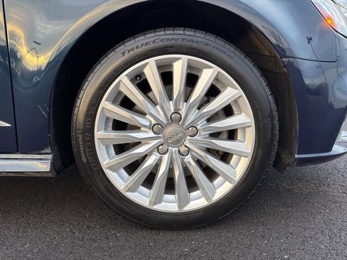 Used 2017 Audi A3 e-tron Prestige image 9