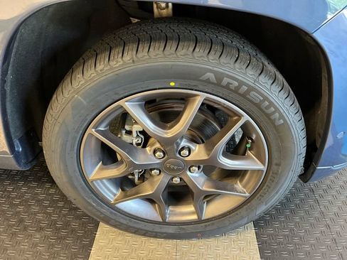 Used 2020 Jeep Grand Cherokee Limited X AWD/4WD image 10