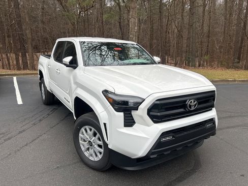 New 2025 Toyota Tacoma SR5 image 1