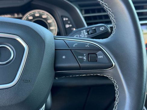 Used 2022 Audi Q8 Premium Plus w/ Premium Plus Package image 31