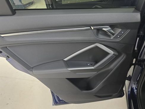 Used 2022 Audi Q3 2.0T Premium w/ Black Optic Sport Package AWD/4WD image 9
