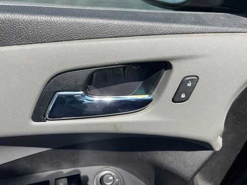 Used 2015 Chevrolet Sonic LT FWD image 22